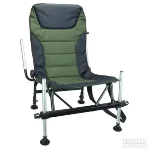 Feeder stolica sa podesivim nogama, debelim sedištem i širokim stopama za stabilnost na različitim terenima.