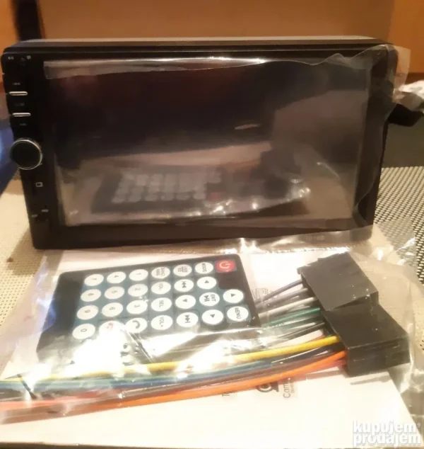 Multimedija za auto 7inch