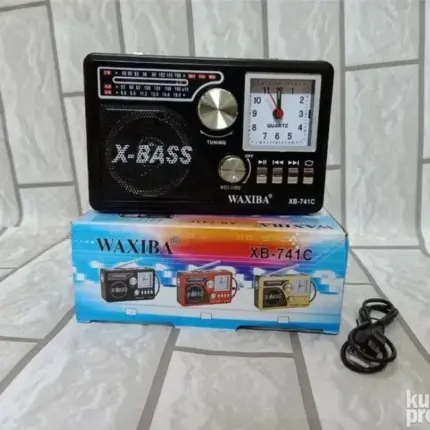 Radio sa lampom USB TF MP3 Bluetooth i satom