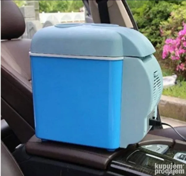 Frizider za auto 12V