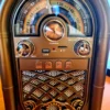 Retro džuboks radio sa Bluetooth funkcijom, SD/USB ulazima i punjivom baterijom