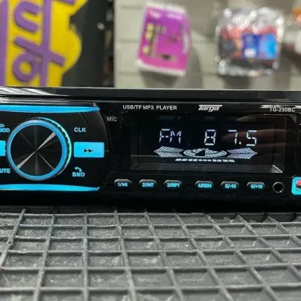 Bluetooth Auto MP3 Plejer 4x60W