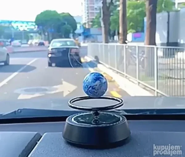 Solarni difuzor za auto