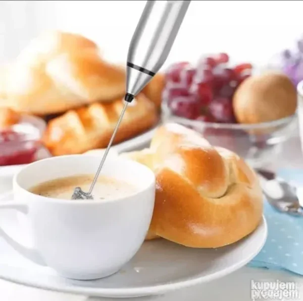 Aparat – mutilica za Nes kafu i mikser