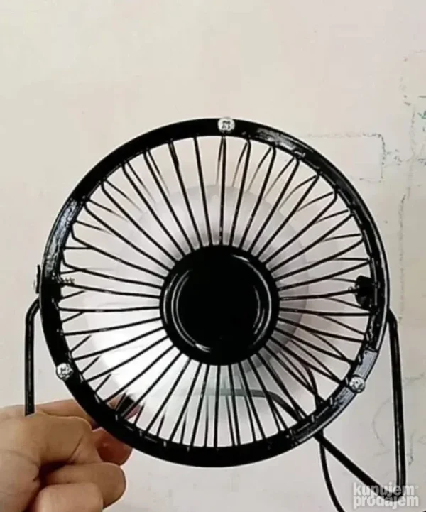 big-165494332-66126b5e5ee1f5-19146274960122b2-7a2a-4 Mini USB Ventilator za Kancelariju