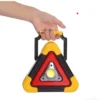 LED svetleći trougao za auto