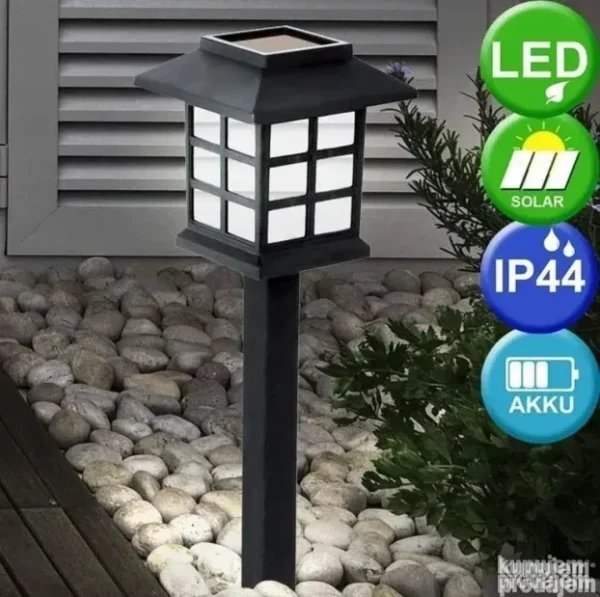 big-165391287-660eb8f031b660-7406839122b428a8-5ce1-4 Velike solarne lampe za dvorište