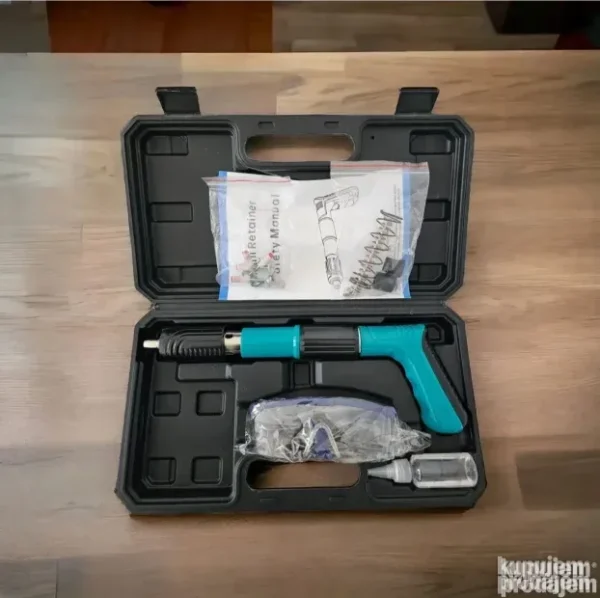 Pistolj za eksere + 50 eksera