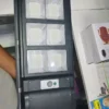 Solarni reflektor 600W sa daljinskim