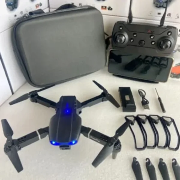 E99 Pro Dron sa HD kamerom 2 baterije i torbicom
