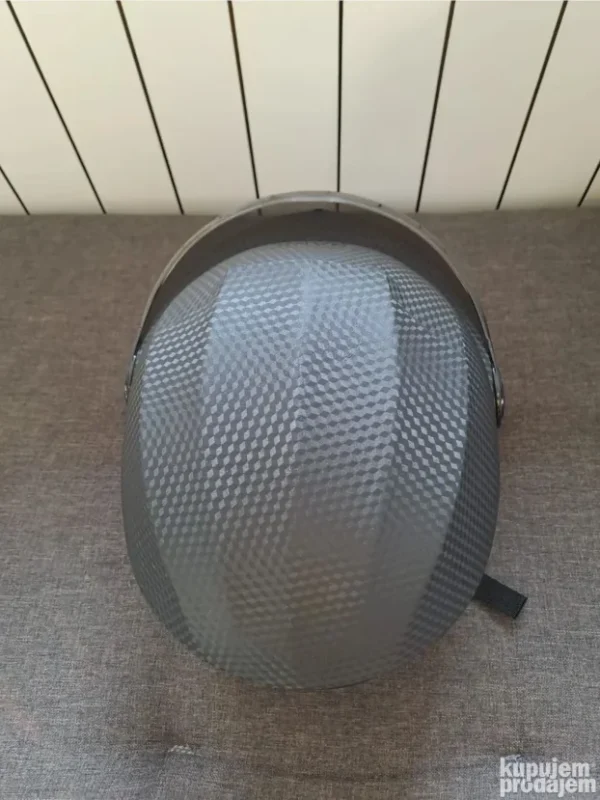 Atestirana kaciga za motor i skuter