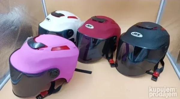 Atestirana kaciga za motor i skuter