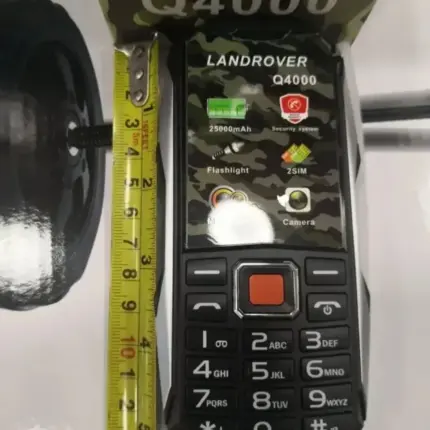 LAND ROVER Q4000 Telefon za Starije