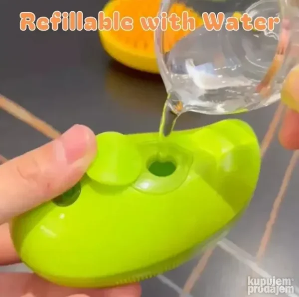 Četka za kućne ljubimce na paru