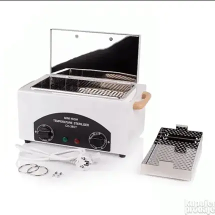 Profesionalni sterilizator PRO 300W, beli model CH-360T, sa metalnom komorom i kontrolnom pločom za temperaturu i vreme.