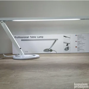 Profesionalna aluminijumska stona lampa za nokte dužine 71 cm, sa stabilnim postoljem i dugom, ravnom svetlosnom površinom idealnom za radni sto kozmetičara.