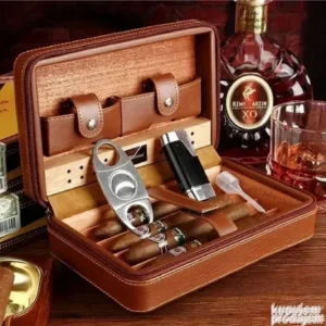 COHIBA putni humidor set sa upaljačem, sekačem i dodatnom opremom u luksuznoj kožnoj kutiji.