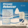 Prenosivi ultrazvučni inhalator – nebulizator za decu i odrasle, kompaktan dizajn za kućnu upotrebu i putovanja.