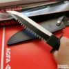 Rambo nož First Blood 2 sa setom za preživljavanje 39cm