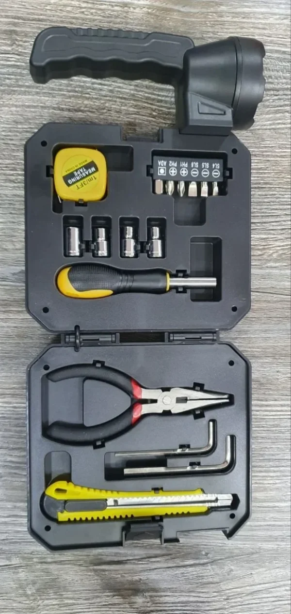 Solarna Prenosna Lampa sa Setom Alata COB 7739