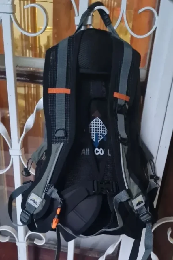 Ergonomski Juboury Ranac 20L