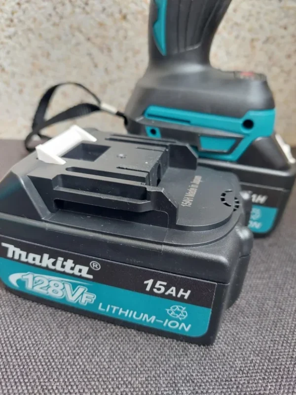 Makita Aku Udarni Odvijač Pištolj 128V | Set 2 Baterije