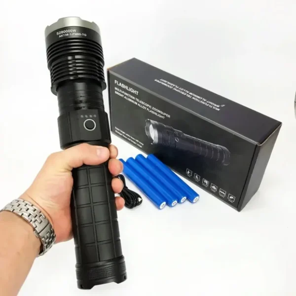 LED baterijska lampa Mocna LED Vojna baterijska lampa