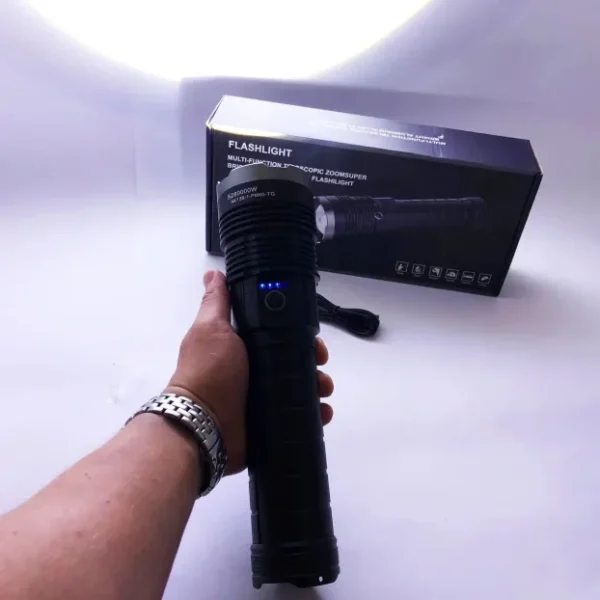 LED baterijska lampa Mocna LED Vojna baterijska lampa